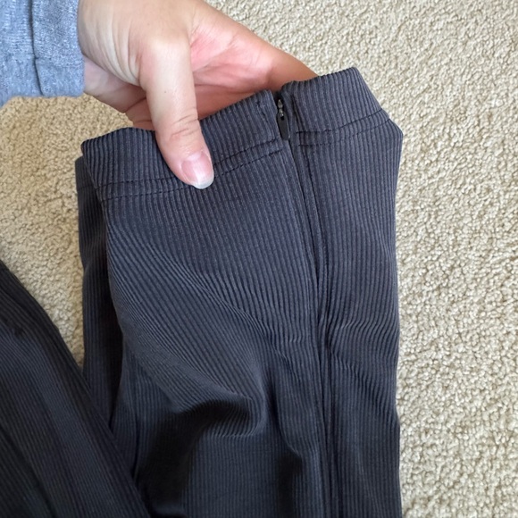 Lululemon - Softstreme Ribbed Zip Flare Pant - Picture 15 of 15